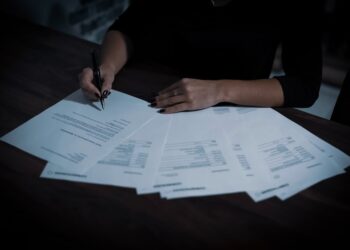 Какво трябва да знаете за бързите кредити без трудов договор